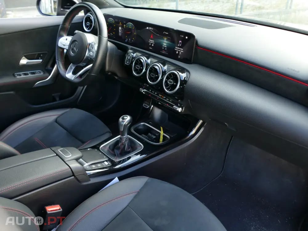 Mercedes-Benz A 180 d AMG Line