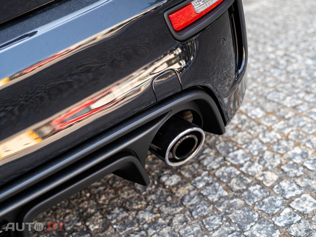 Abarth 595C 1.4 T-Jet Scorpioneoro