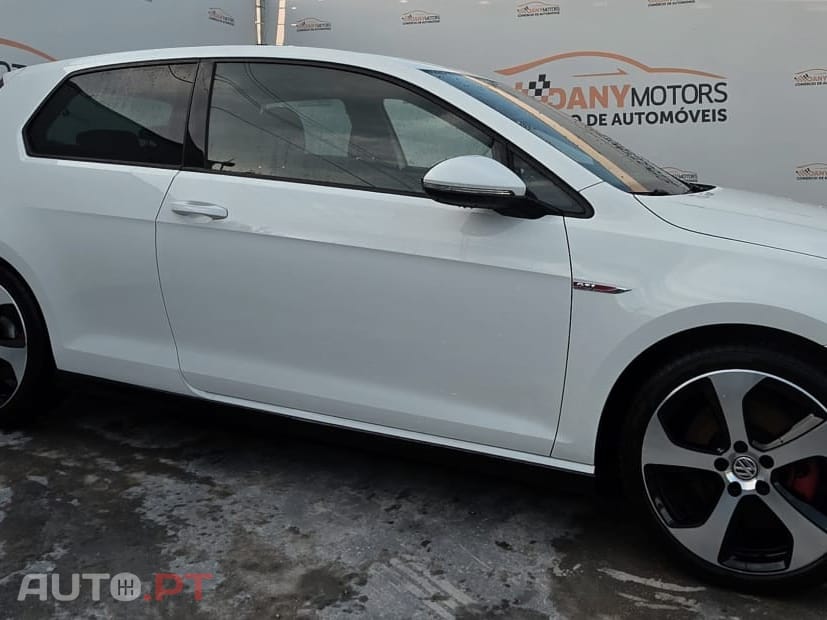 Volkswagen Golf 2.0 TSi GTi