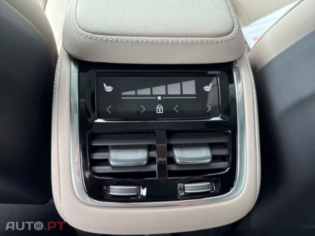 Volvo XC90 I.V.A DEDUTIVEL T8