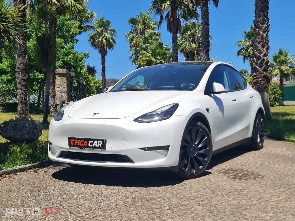 Tesla Model Y Performance Tração Integral