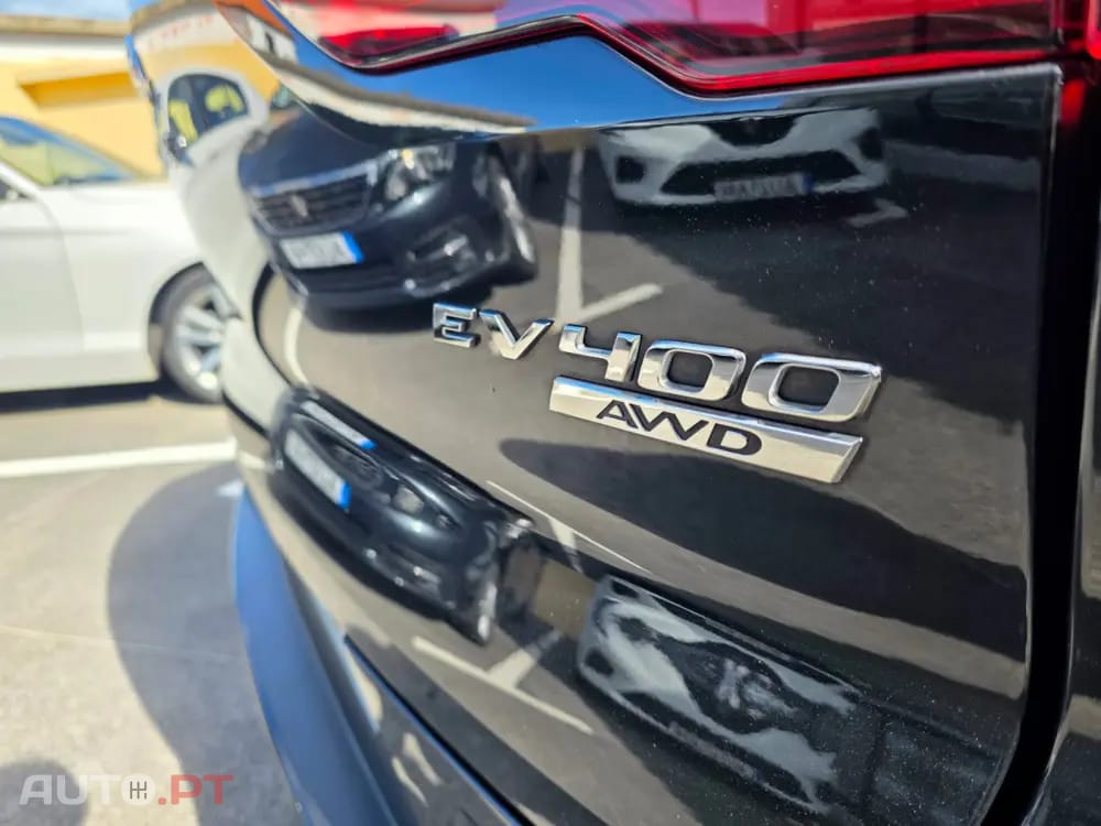 Jaguar I-Pace EV400 R-Dynamic SE AWD