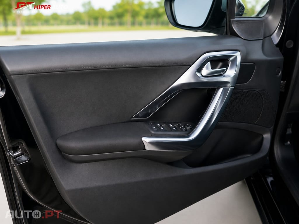 Peugeot 2008 1.2 PureTech Allure