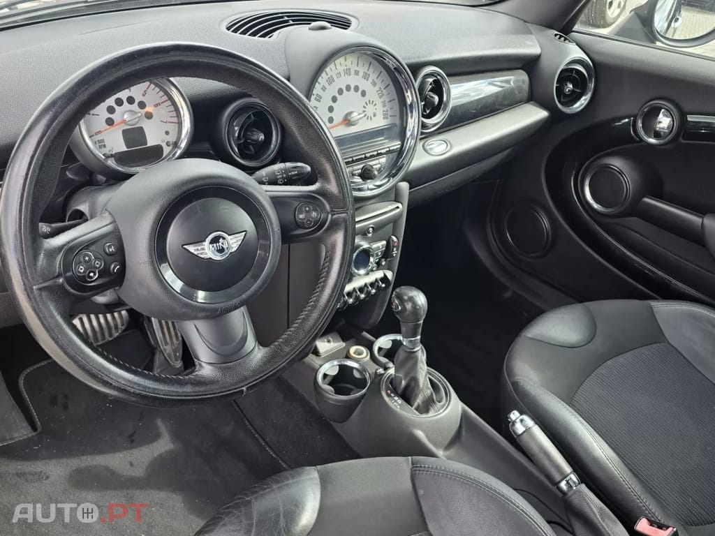 MINI Coupé Cooper SD Auto
