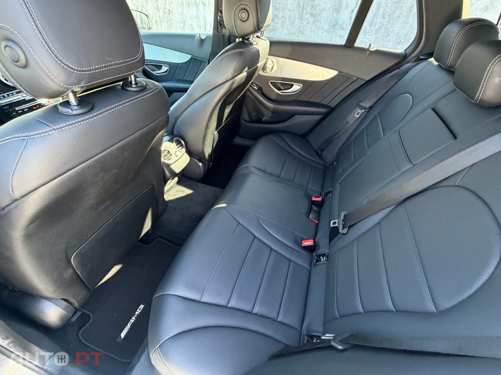Mercedes-Benz C 220 d AMG Line