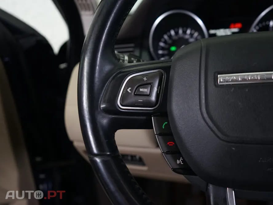 Land Rover Evoque 2.2 eD4 Pure