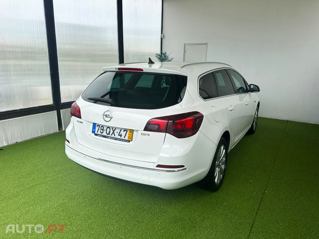 Opel Astra Sports Tourer Excite