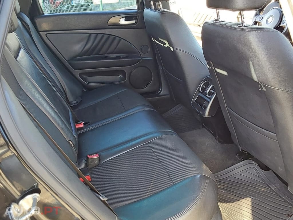 Alfa Romeo 159 Sportwagon 2.0 JTDm Distinctive P.Sport+