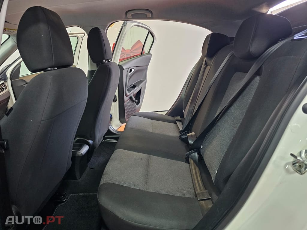Fiat Tipo 1.3 M-Jet Lounge
