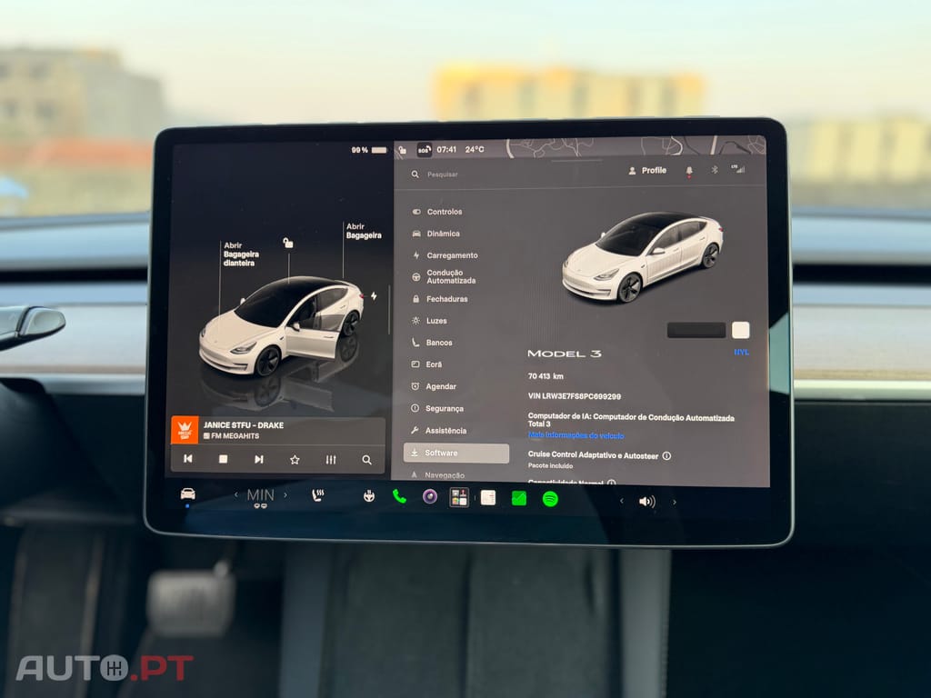 Tesla Model 3 RWD