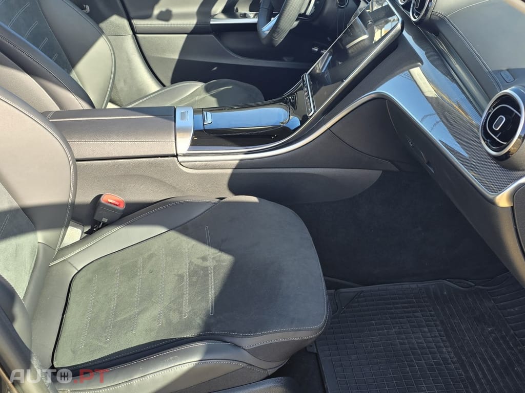 Mercedes-Benz C 300 e AMG Line
