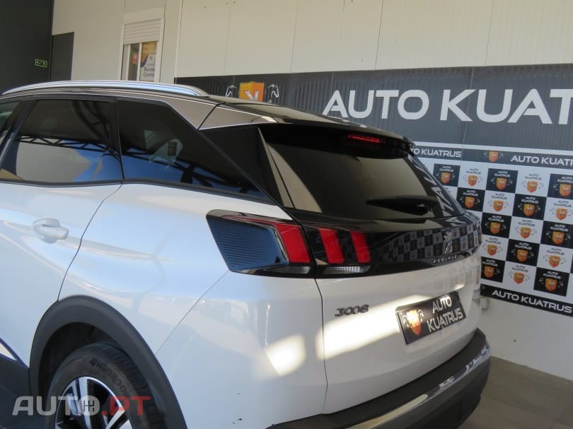 Peugeot 3008 1.5 BlueHDi Allure EAT8