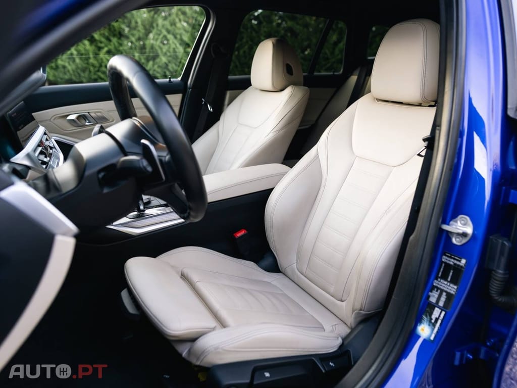 BMW 320 d Pack Desportivo M Auto