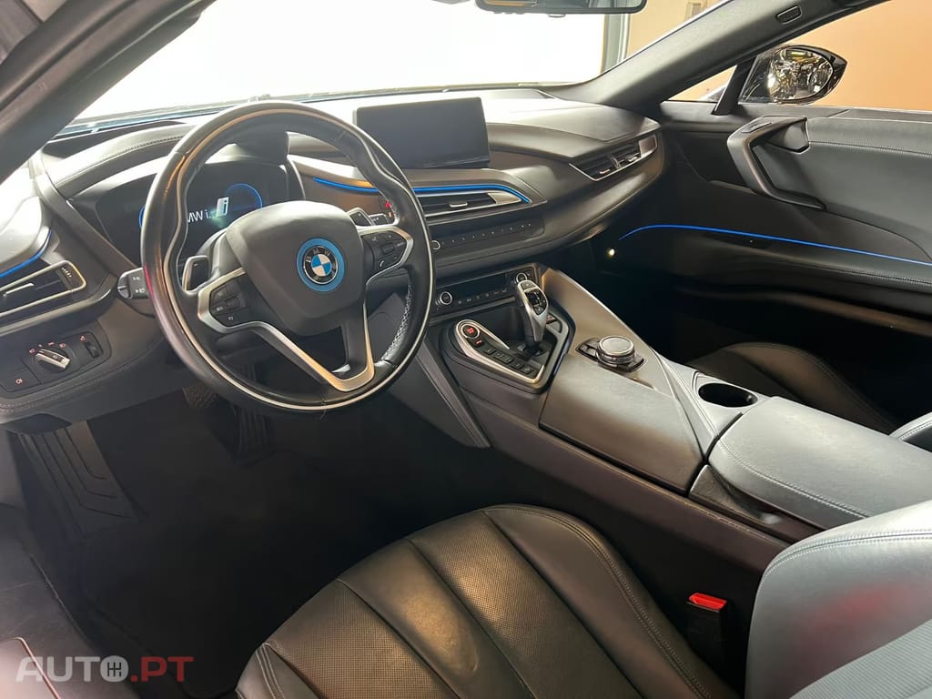 BMW i8 Base