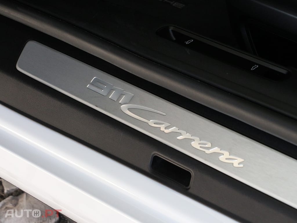 Porsche 992 Carrera PDK