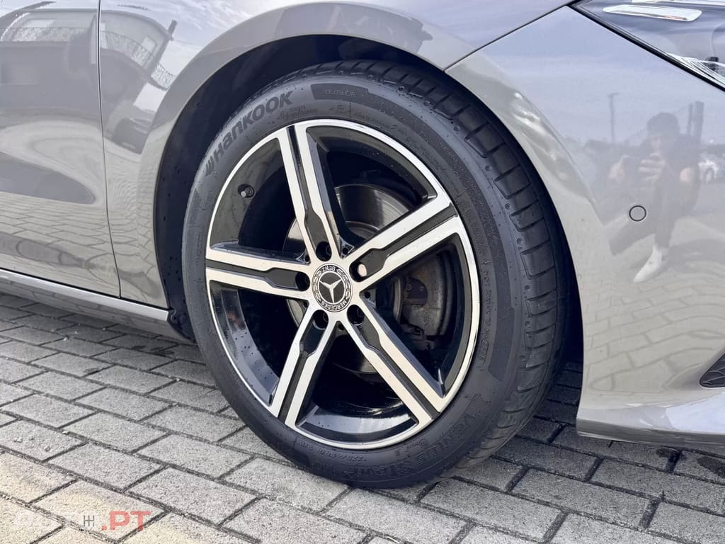 Mercedes-Benz CLA 180 d Shooting Brake Progressive Aut.