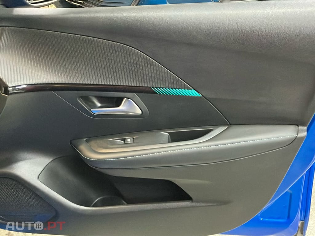 Peugeot E-208 50 kWh Allure