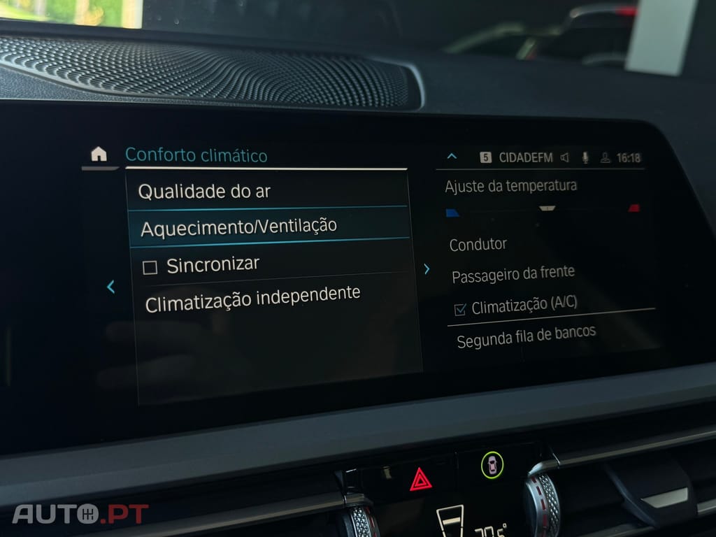 BMW 330 e Touring Auto