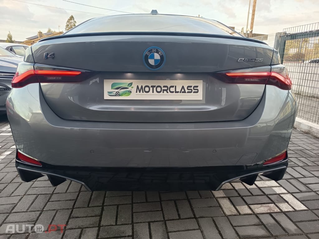 BMW i4 eDrive35