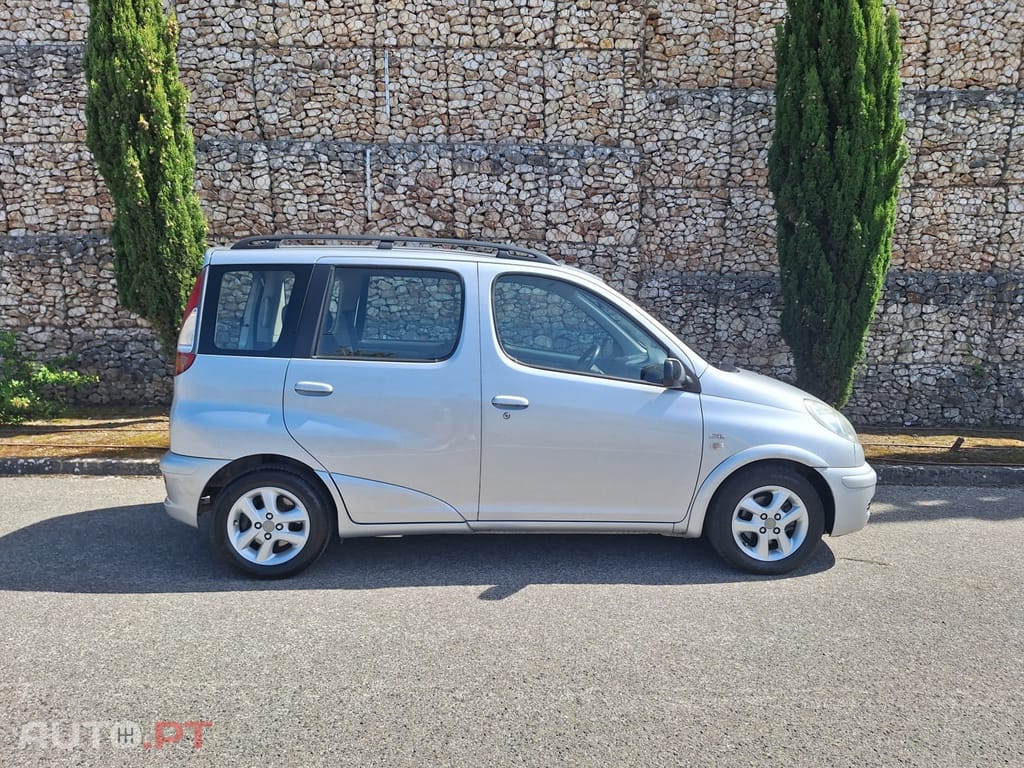 Toyota Yaris Verso 1.4 D-4D Sol