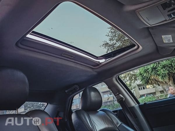 Chrysler 300 C 2.7 L V6