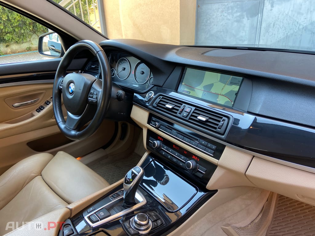 BMW 520 D LUXURY AUTO