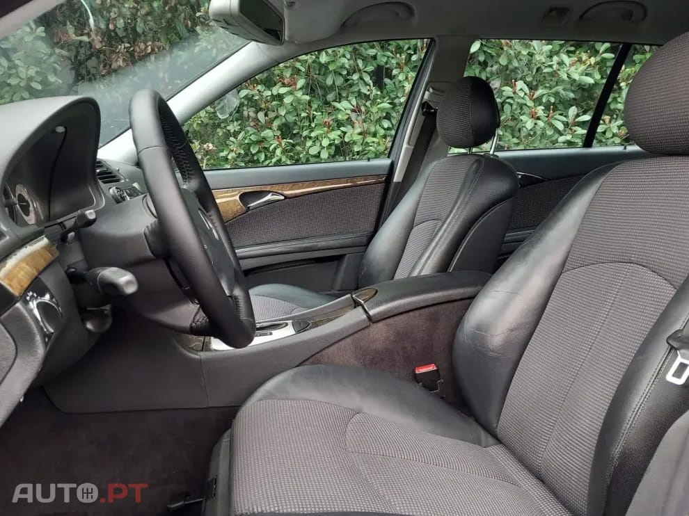 Mercedes-Benz E 220 CDi Avantgarde Aut.