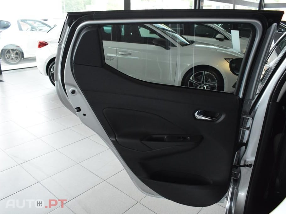 Nissan Micra 1.0 IG-T N-Design Black
