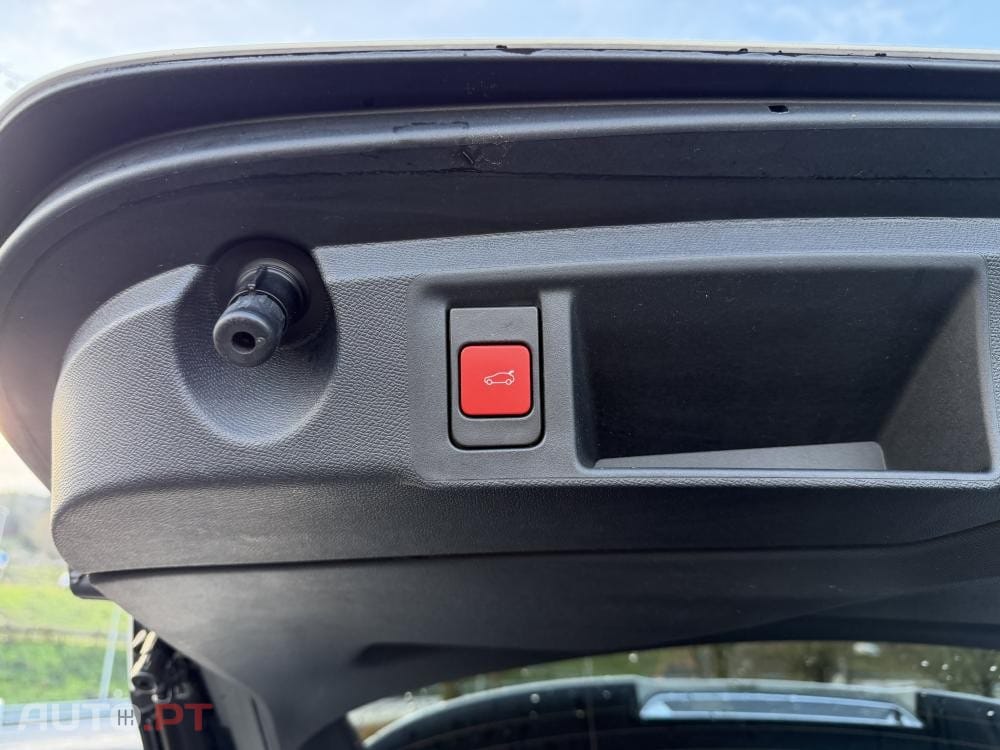 Peugeot 308 SW 1.6 Hybrid GT Pack e-EAT8