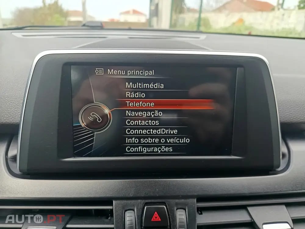 BMW 218 i Sport Line