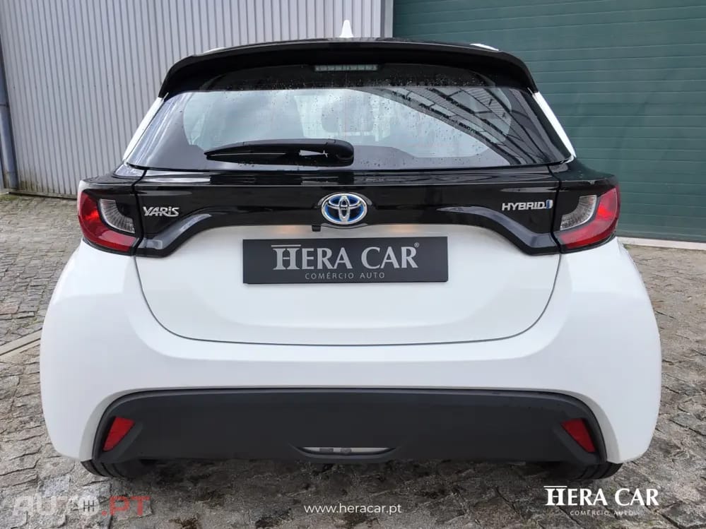 Toyota Yaris Dynamic Business