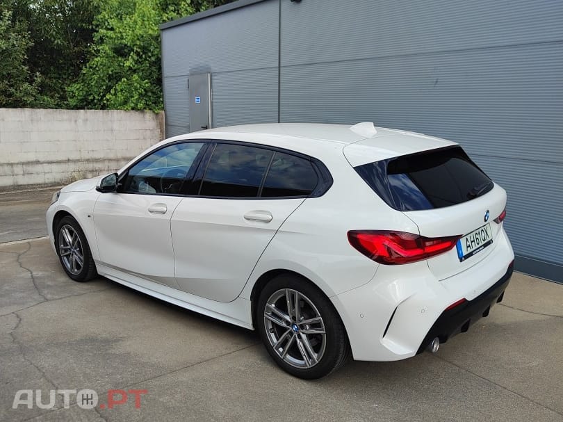 BMW 116 d Pack Desportivo M Auto