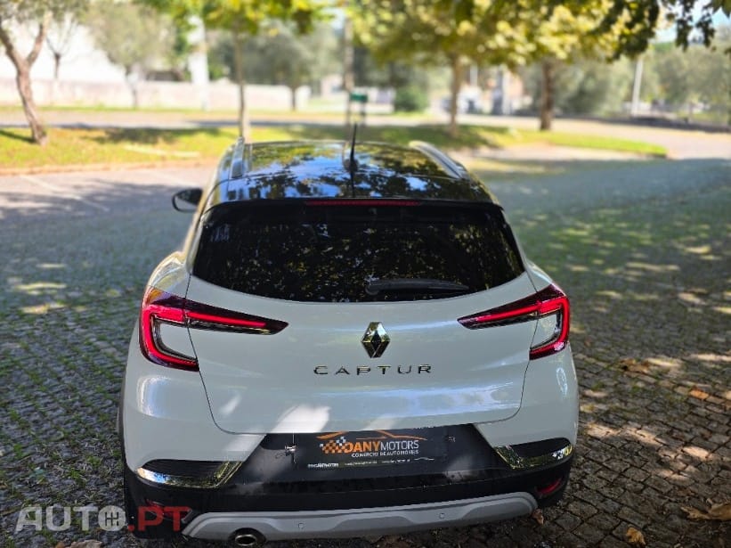 Renault Captur 1.3 TCe Initiale Paris EDC