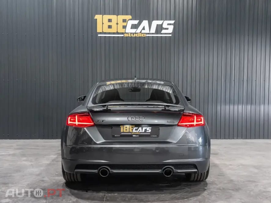 Audi TT 2.0 TFSI quattro S tronic