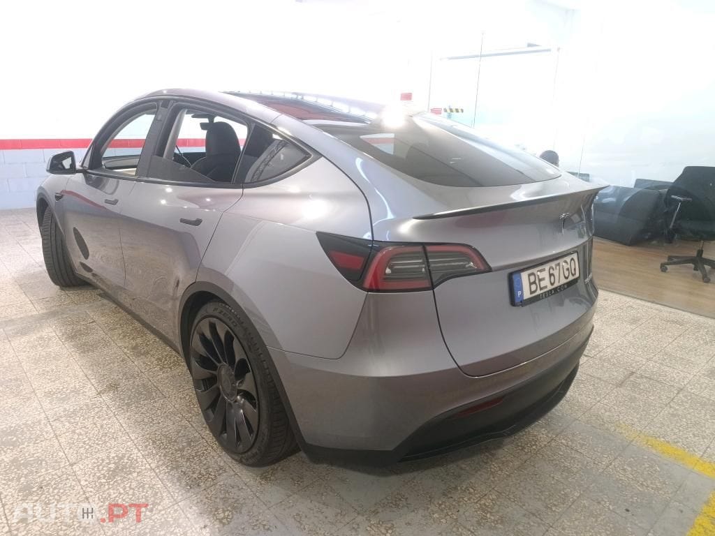 Tesla Model Y Performance Tração Integral