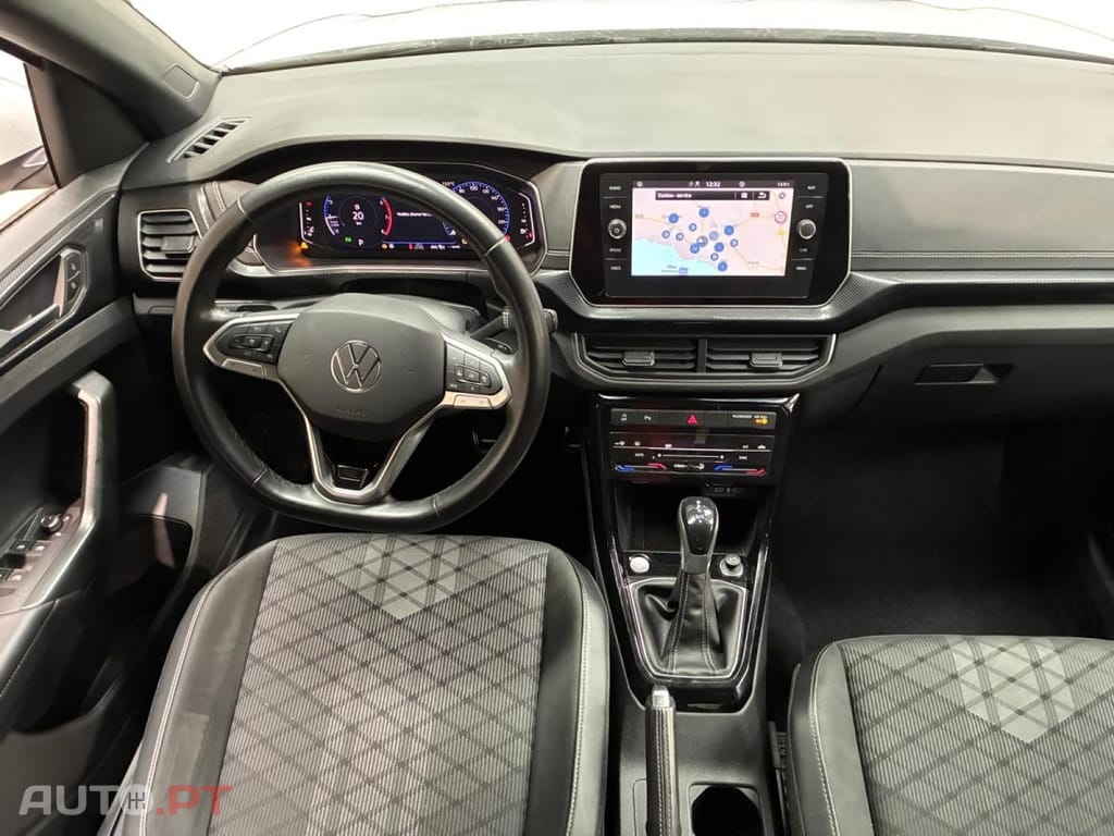 Volkswagen T-Cross 1.0 TSI R-Line DSG