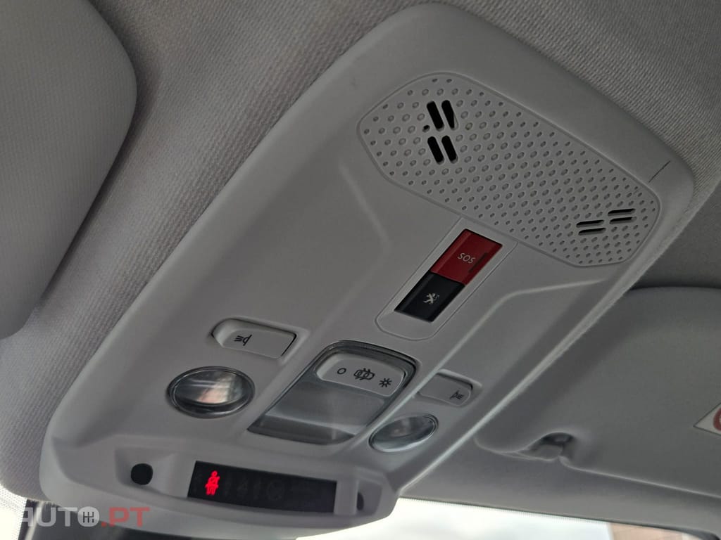 Peugeot E-208 Active 50kW