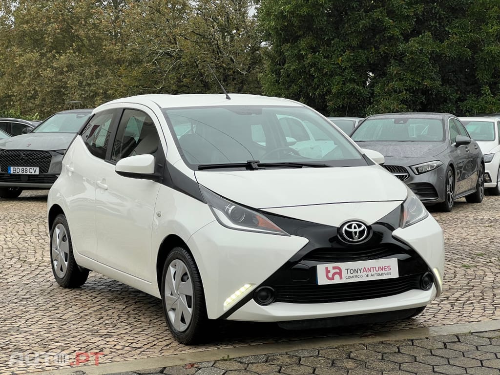 Toyota Aygo 1.0 X-Play+AC+X-Touch