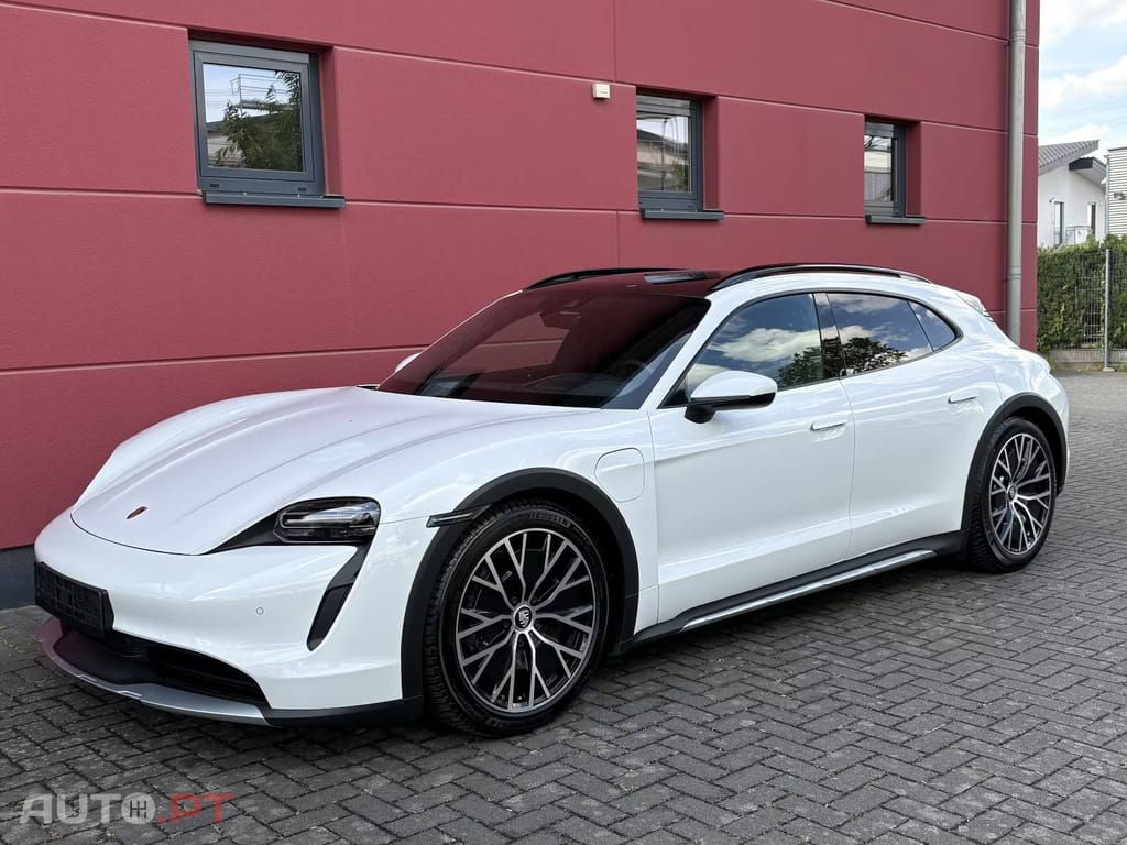 Porsche Taycan CT 4