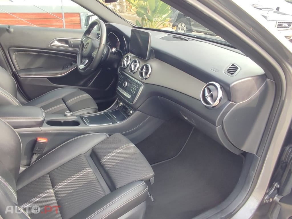 Mercedes-Benz GLA 220 d 7G-DCT Activity Edition