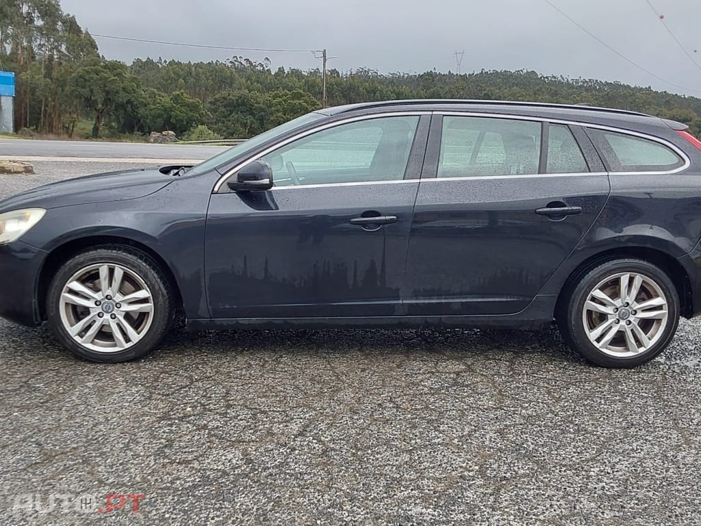 Volvo V60 1.6 D2 Drive Momentum Start/Stop