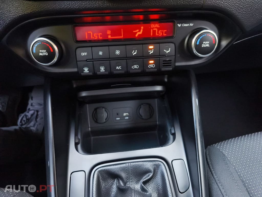 Kia Carens 1.7 CRDi ISG EX