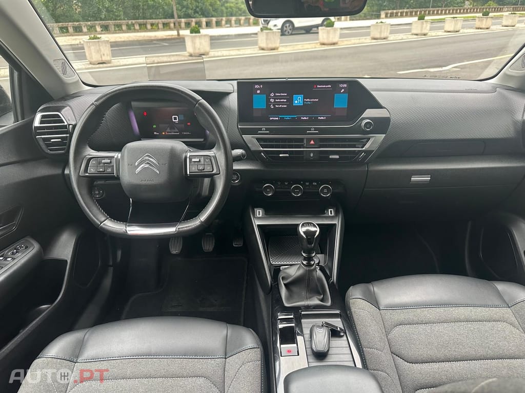 Citroen C4 1.2 PureTech Shine
