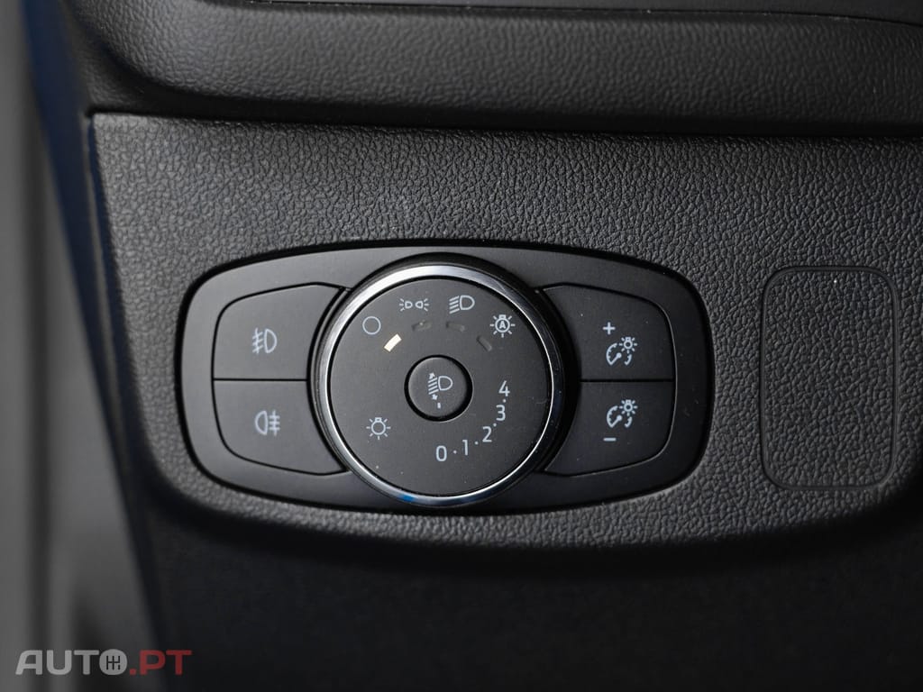 Ford Focus 1.0 EcoBoost MHEV Active