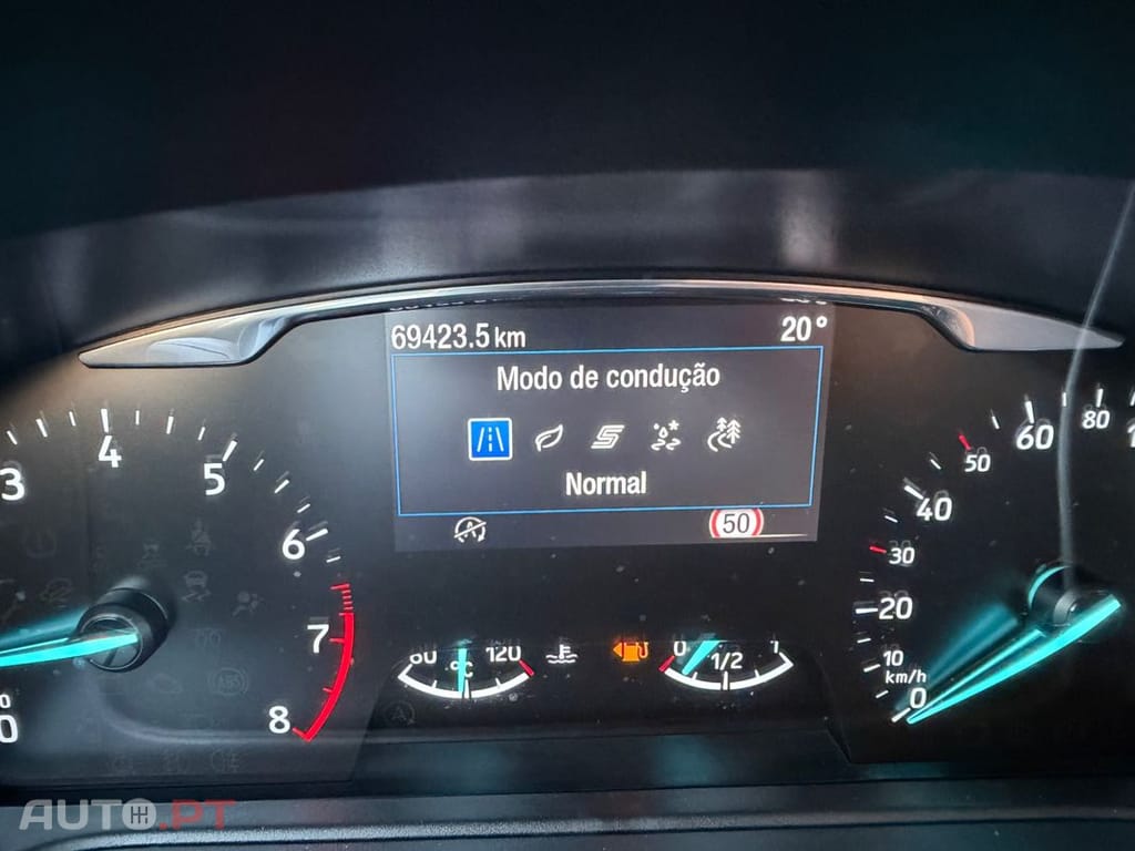 Ford Puma 1.0 EcoBoost MHEV Titanium