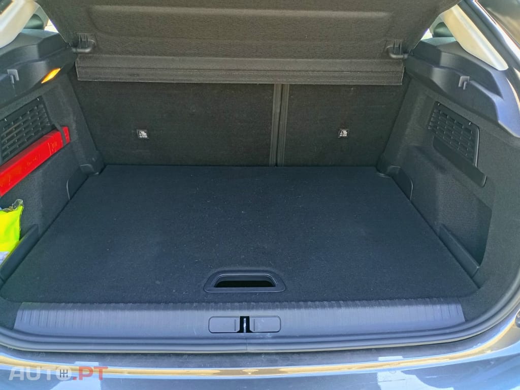 Citroen C4 1.2 PureTech Feel Pack EAT8