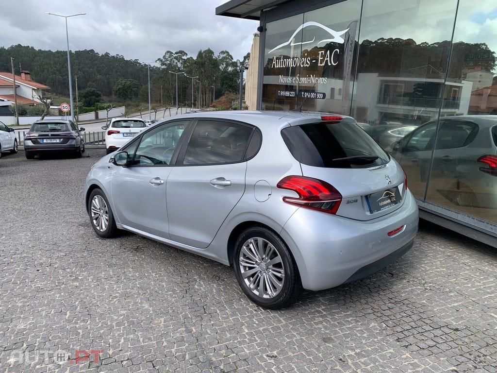 Peugeot 208 1.2 PureTech Style