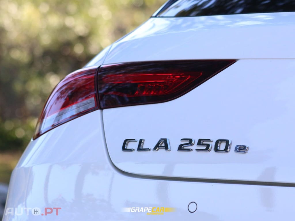 Mercedes-Benz CLA 250 AMG Line - Plug-In