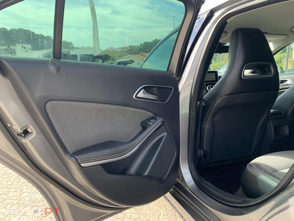 Mercedes-Benz A 180 d Urban