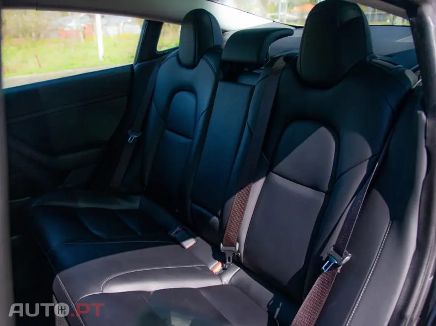 Tesla Model 3 Long Range AWD Dual Motor Performance